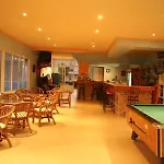 Sam's 4*