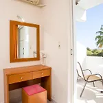 Sam's Aparthotel