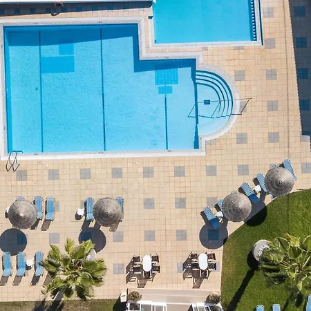 Sam's Aparthotel